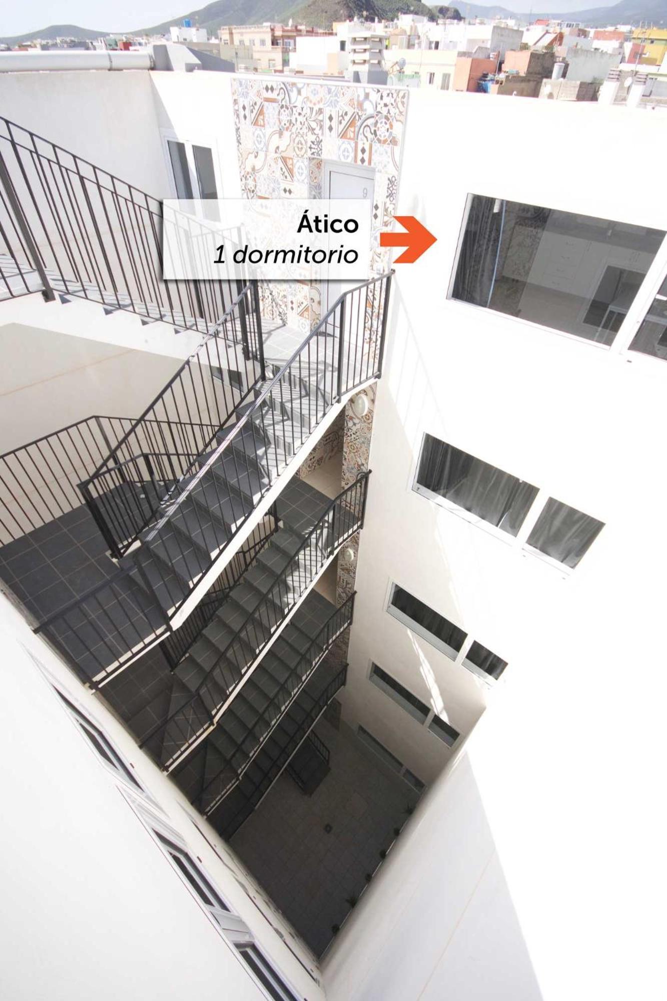 Apartamentos A 10 Minutos Del Aeropuerto Carrizal Bagian luar foto